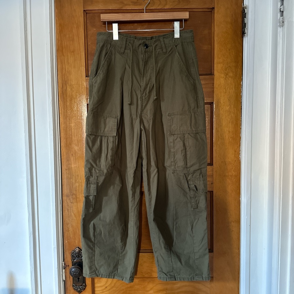 Zara cargo pants size 6